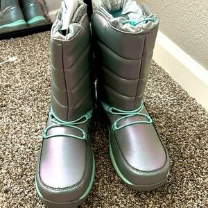 Winter boots (holographic)
